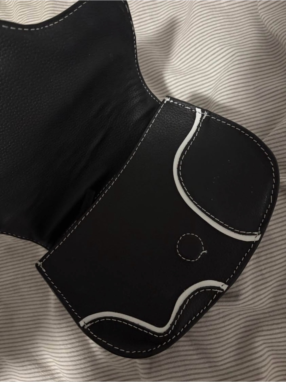 John Fluevog Black Shoulder Bag with White Trim - Picture 3 of 5